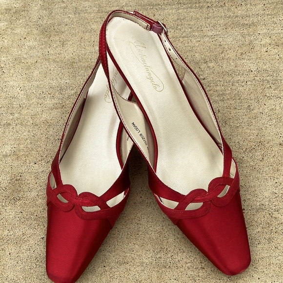 David’s bridal red satin heels - Picture 2 of 6